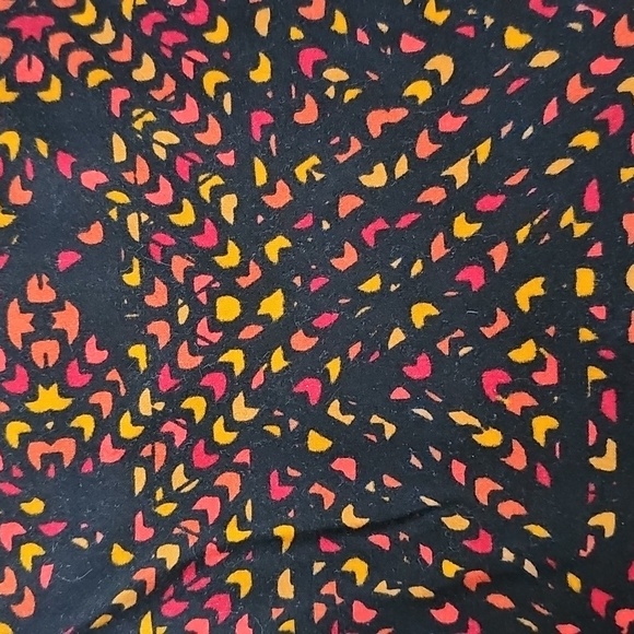 BUNDLE OF LU LA ROE LEGGINGS - Picture 9 of 9